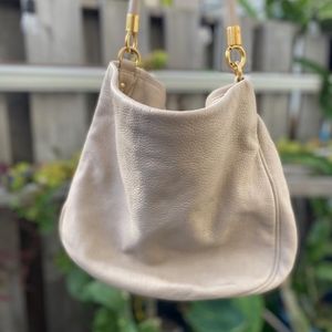 Marc Jacob's purse, cream in color. Good condition with very soft leather